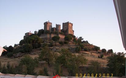 Vista exterior de Casa o xalet en venda en Almodóvar del Río amb Aire condicionat, Calefacció i Terrassa