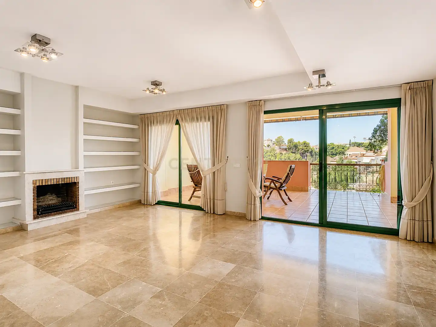 Apartamento con ascensor en venta en Calle las Dalias, Fuengirola, Spain, imagen 13