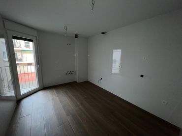 Appartement compact avec ascenseur à vendre à Calle ave maria  en  ponferrada 21