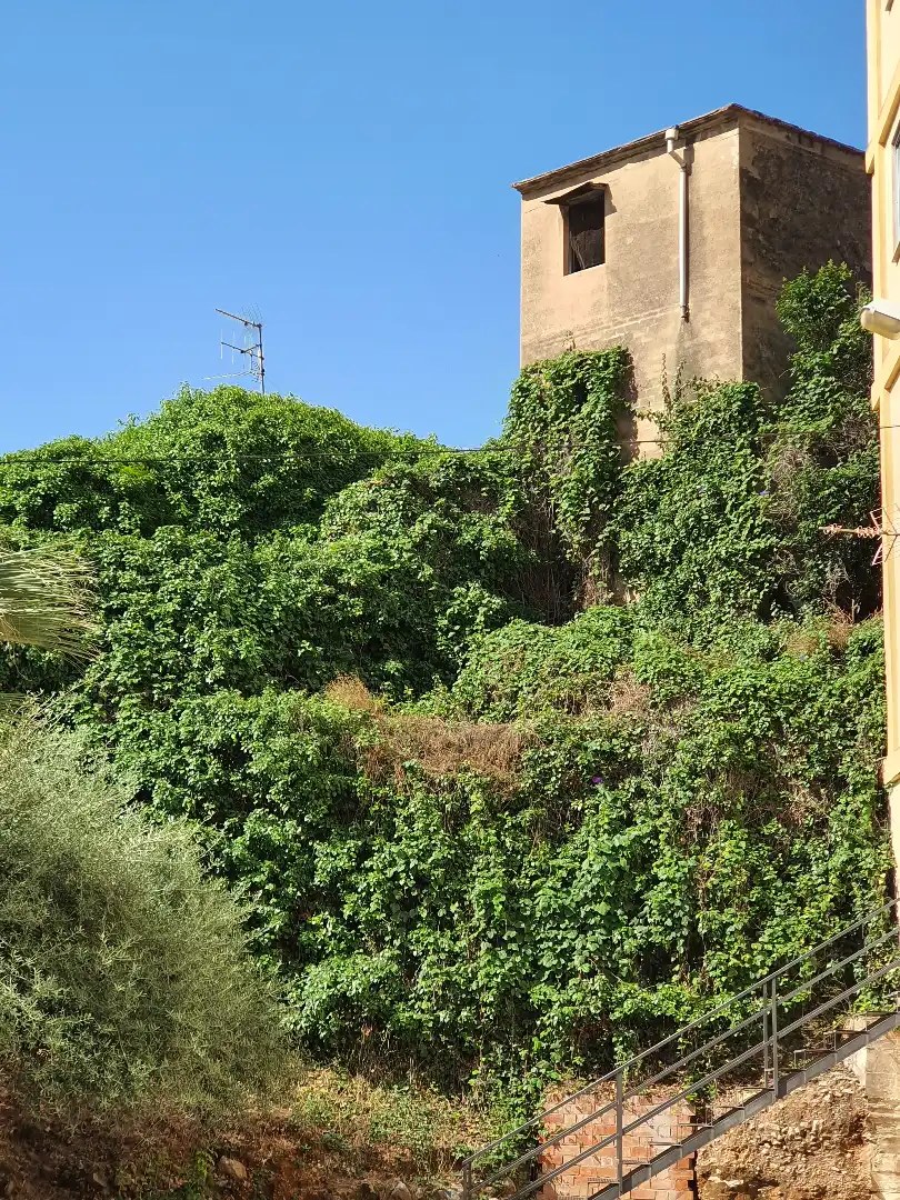 Außenansicht von Haus oder Chalet zum Verkauf in Borriol mit Privatgarten, Terrasse und Balkon