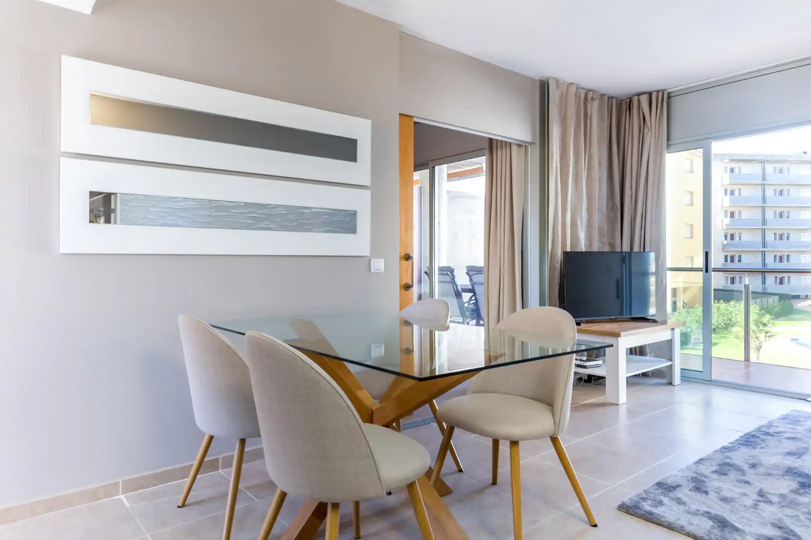 Apartamento con piscina en venta en Avinguda de Santa Margarida, imagen 3