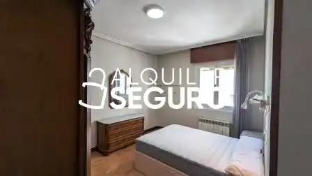 Piso de alquiler en Perez Galdos, Juzgados