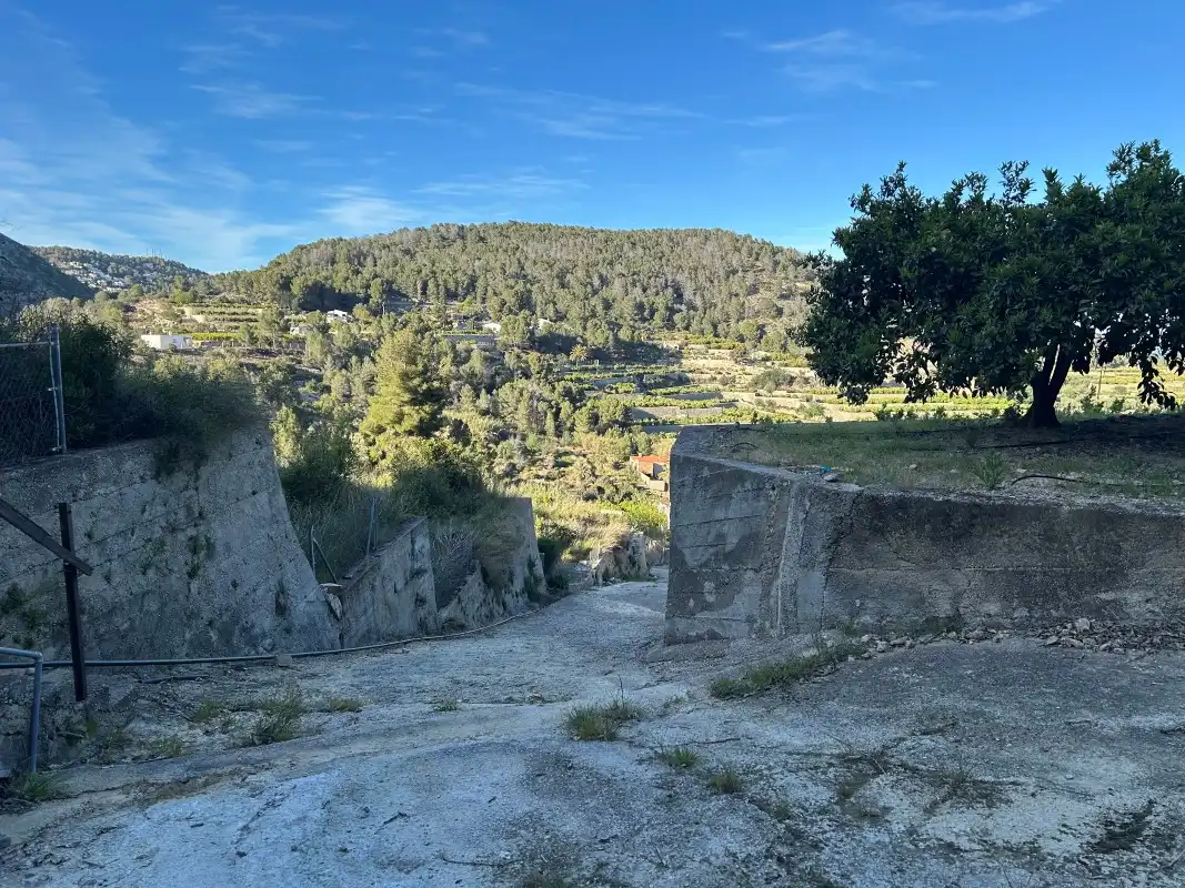 Finca rústica en venda en Oliva amb Moblat