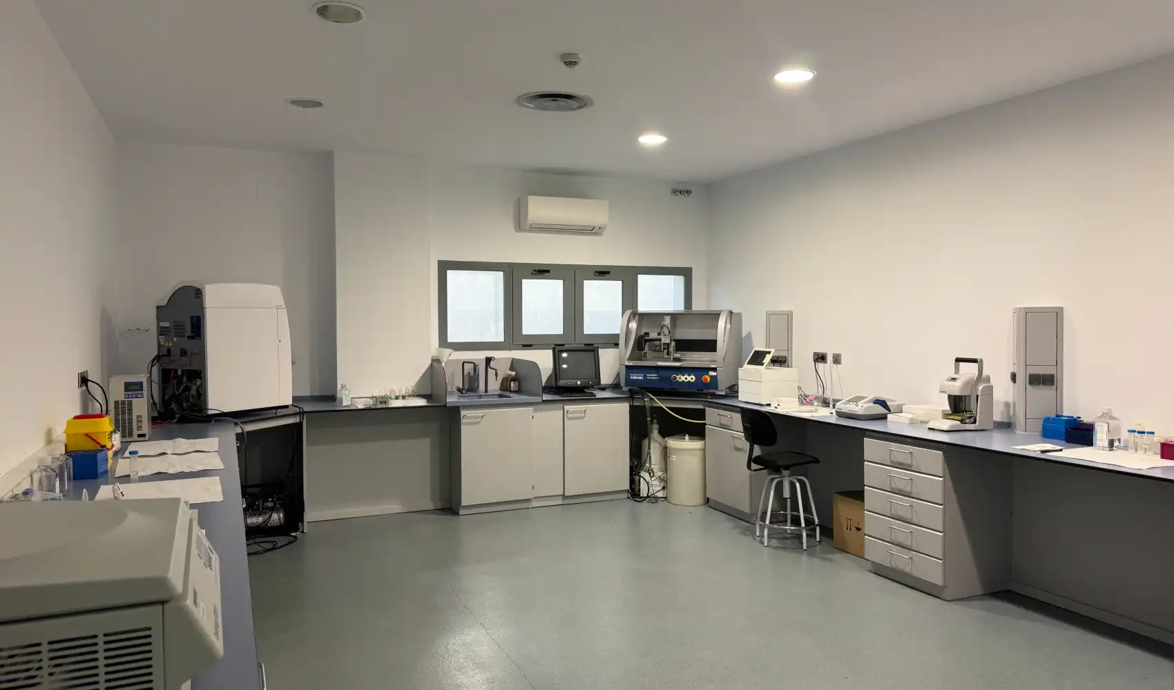 Cocina de Nave industrial en venta en La Albuera