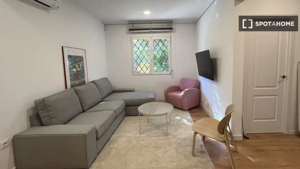 Room in Aravaca