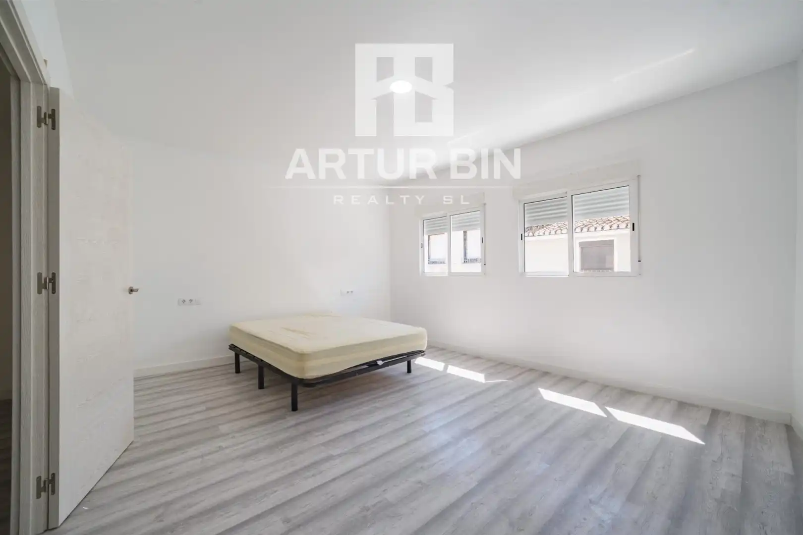 Habitación de Casa adosada en venta en Tavernes de la Valldigna con Terraza