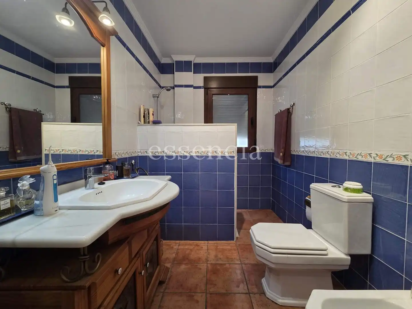 Bathroom of Houses for sale in Terrateig  with Air Conditioner, Private garden and Terrace