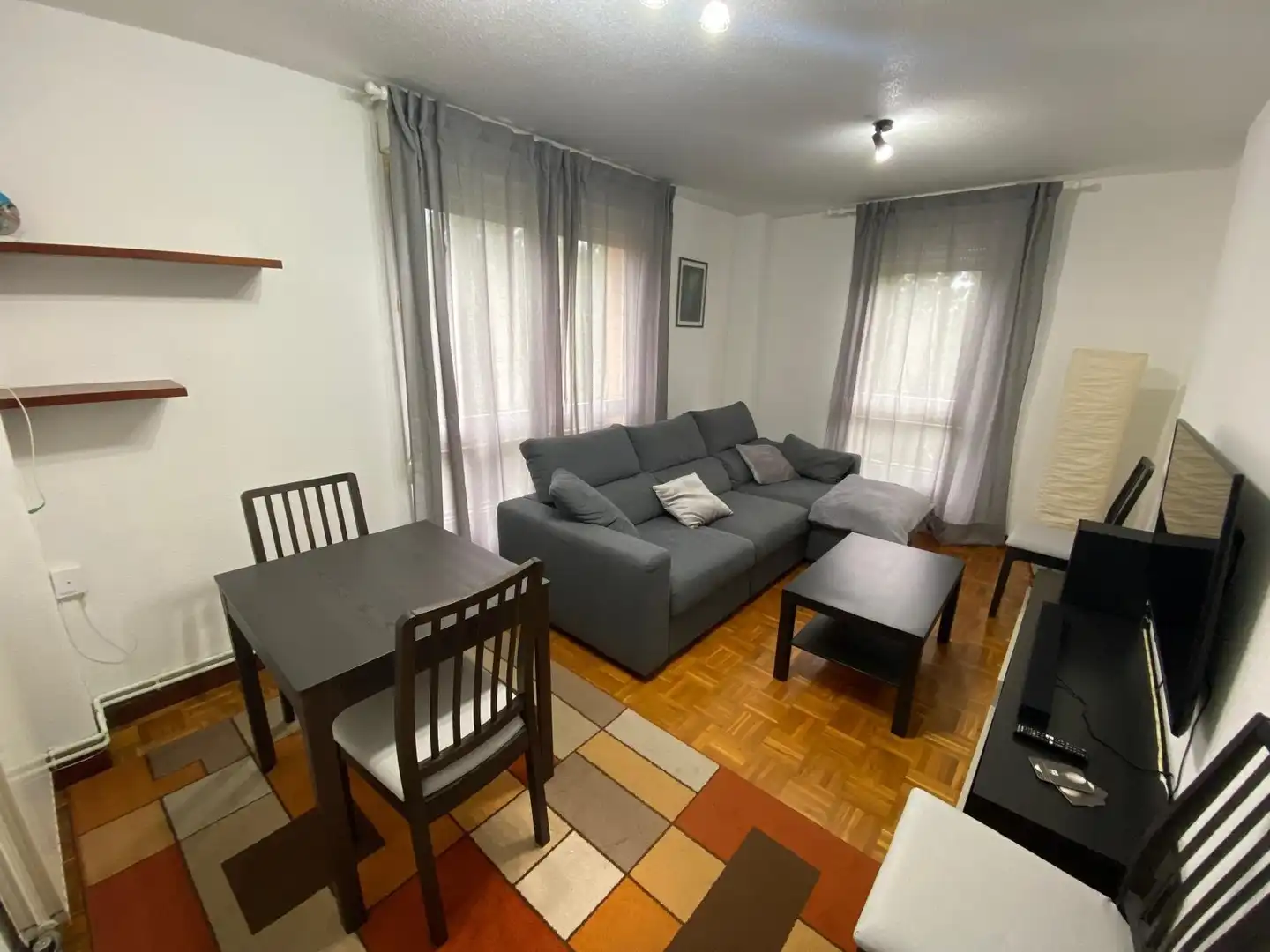 Living room of Flat for rent in Santander  with Heating, Furnished and Balcony