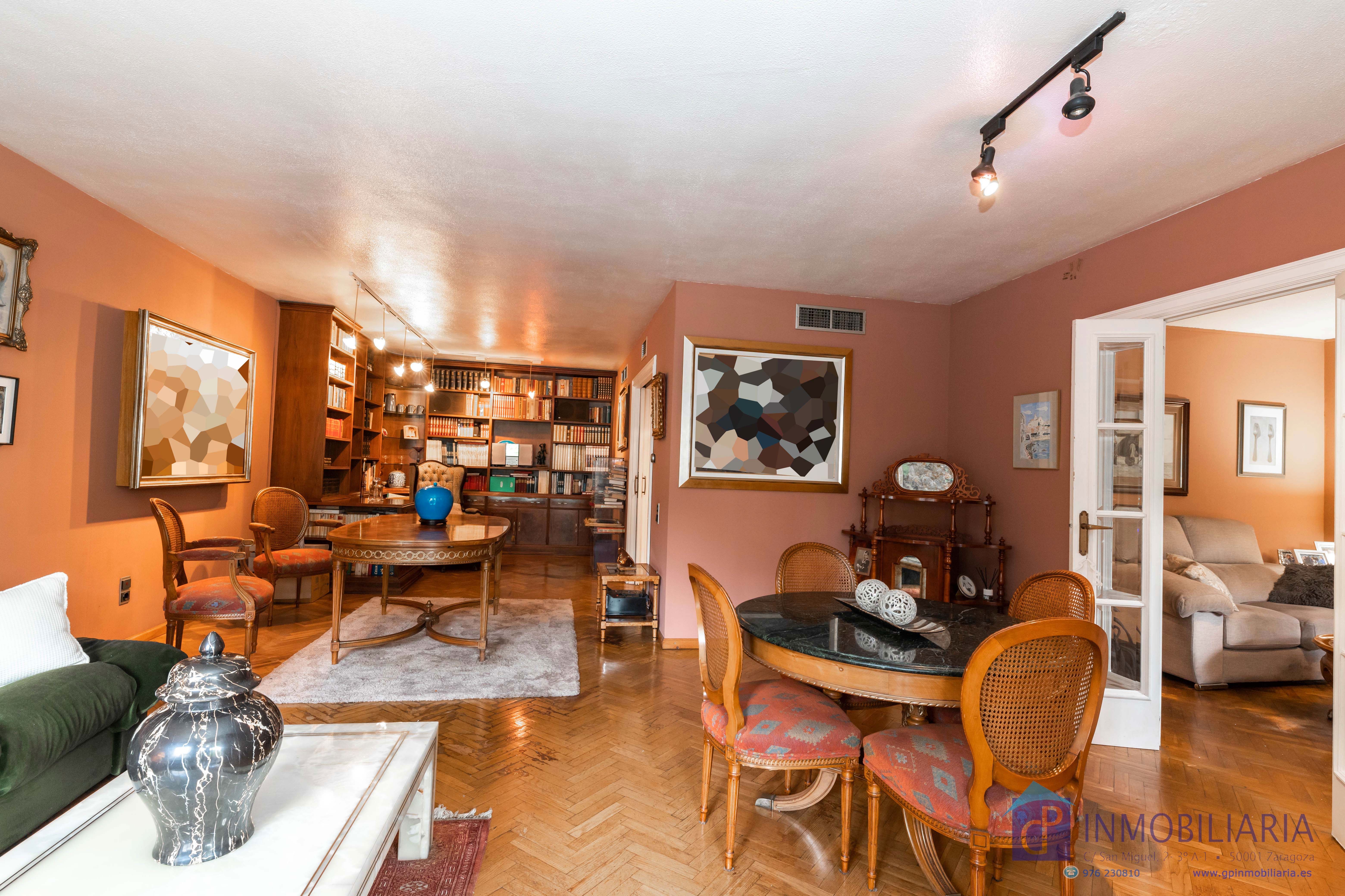 Dining room of Flat for sale in  Zaragoza Capital  with Parquet flooring, Terrace and Storage room