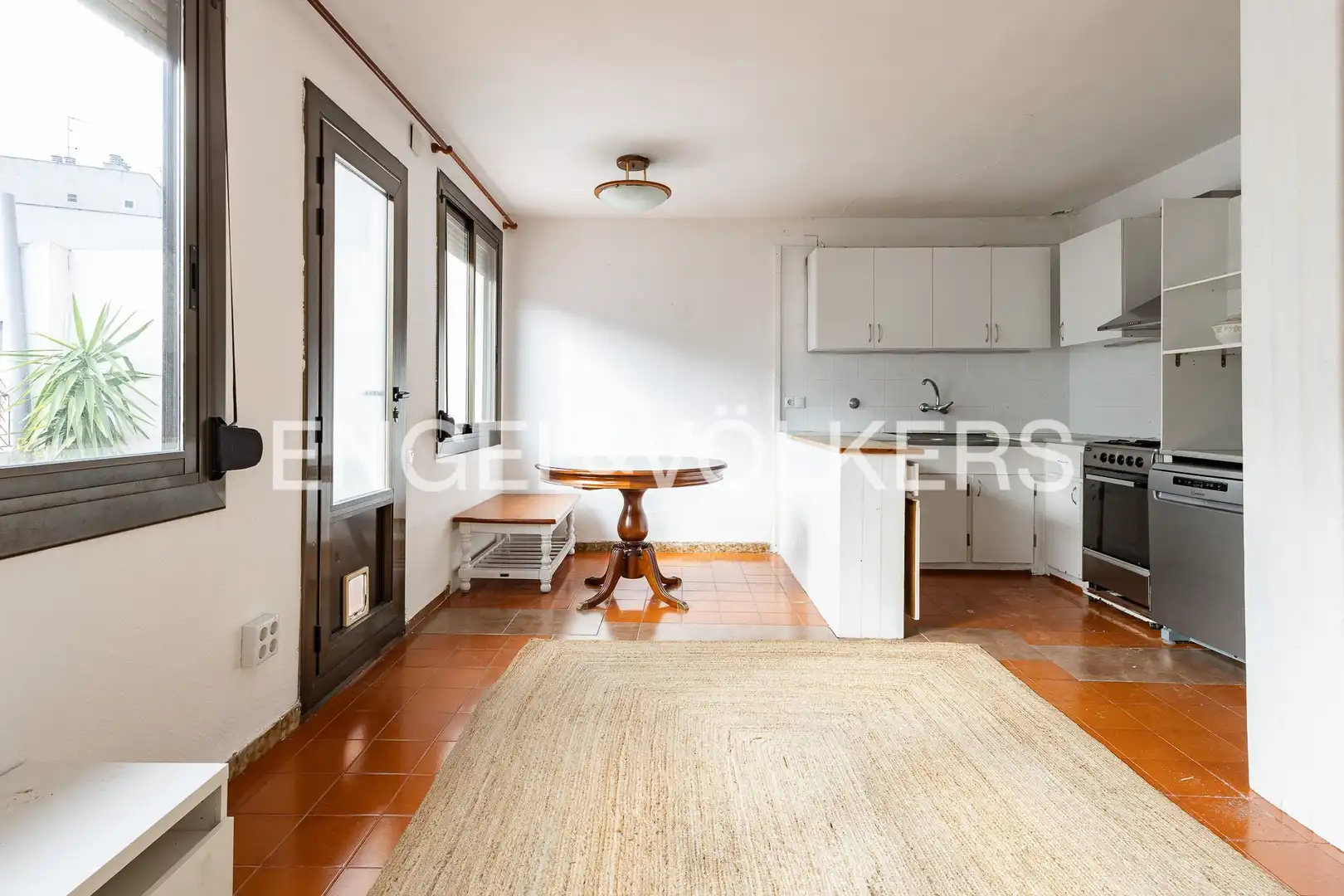Cocina de Piso en venta en Barcelona con Calefacción, Terraza y Balcón