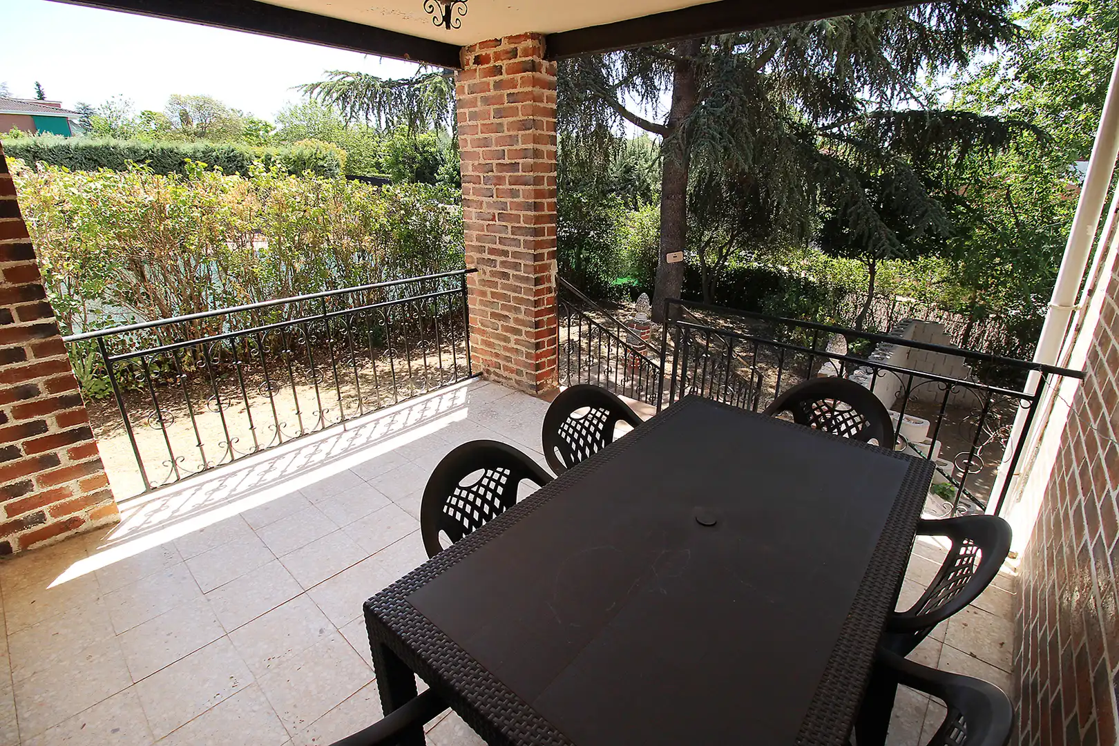 Terrassa de Casa o xalet en venda en Uceda amb Calefacció, Jardí privat i Parquet
