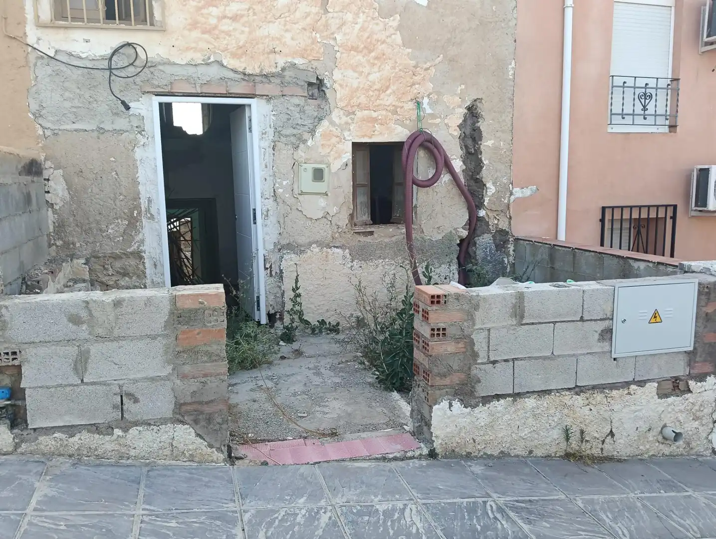 Casa adosada en venta en Escúzar