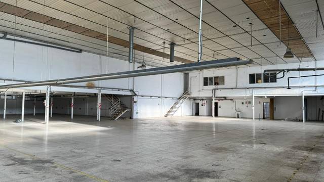Nave industrial en Alquiler en Campo Alto - Club de Campo