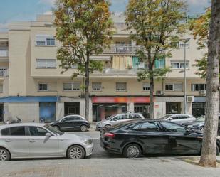 Vista exterior de Pis en venda en Cornellà de Llobregat