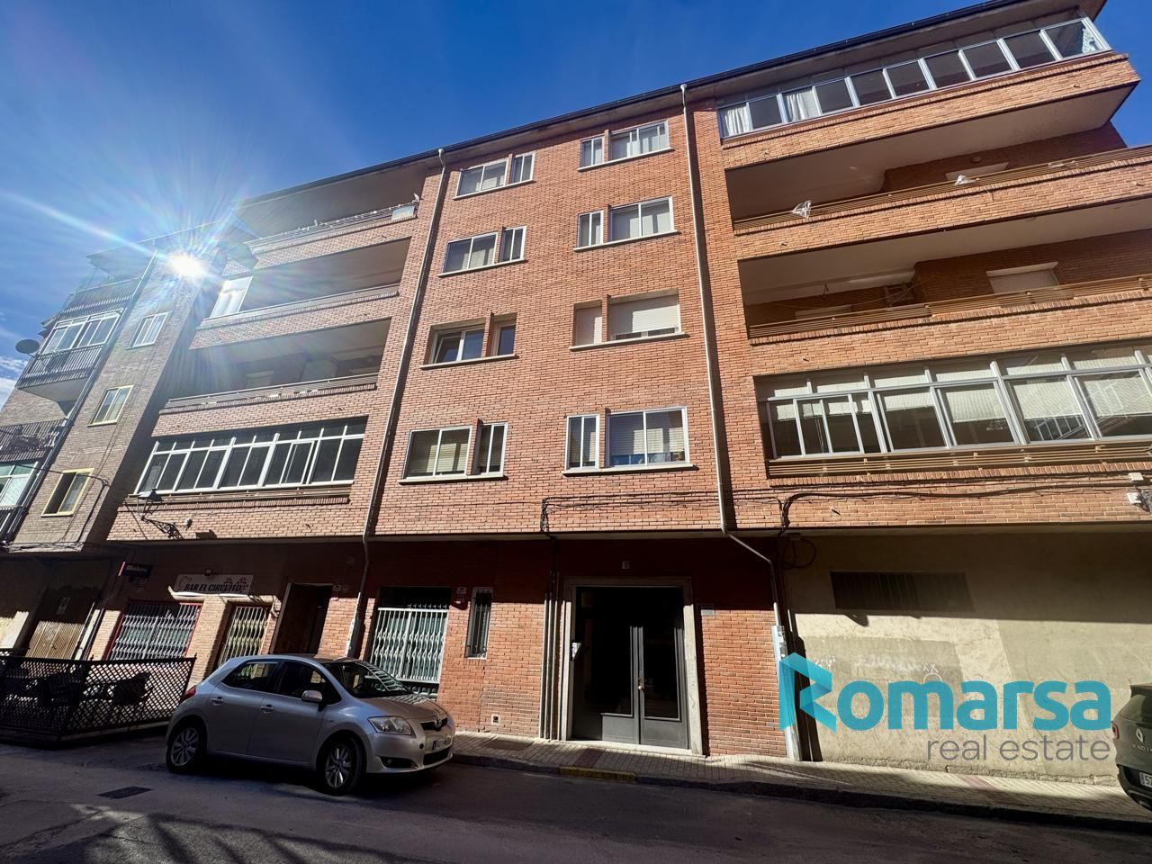 Vista exterior de Piso en venta en Ávila Capital con Calefacción, Terraza y Amueblado