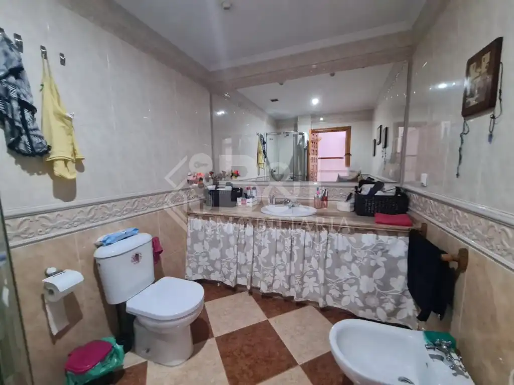 Houses for sale in Nuevo Parque - Los Rosales - Tráfico Pesado