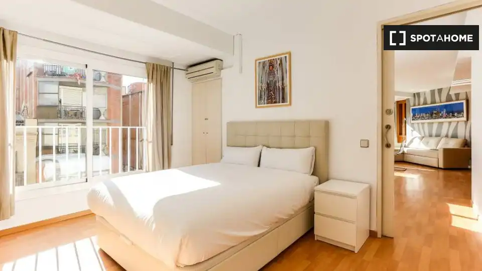Piso con terraza en alquiler en Eixample, imagen 11
