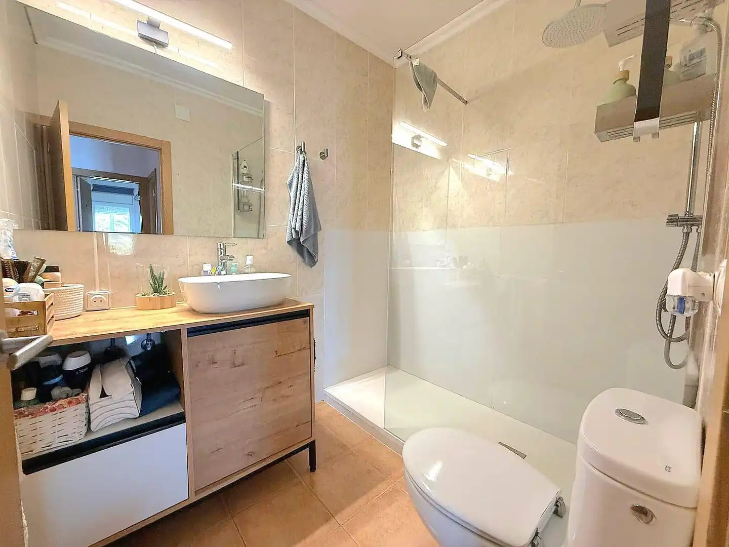 Baño de Apartamento en venta en El Vendrell con Aire acondicionado, Calefacción y Terraza
