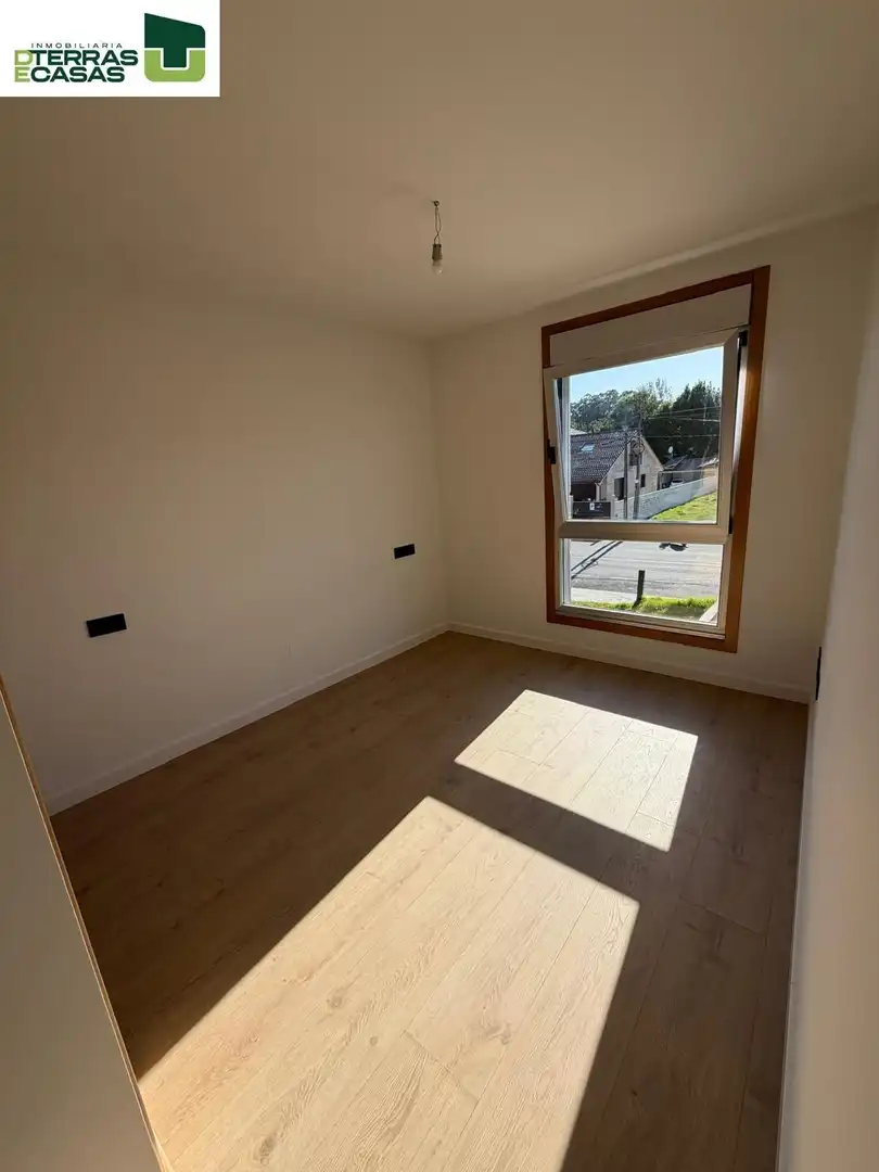 Schlafzimmer von Wohnung zum Verkauf in A Illa de Arousa 