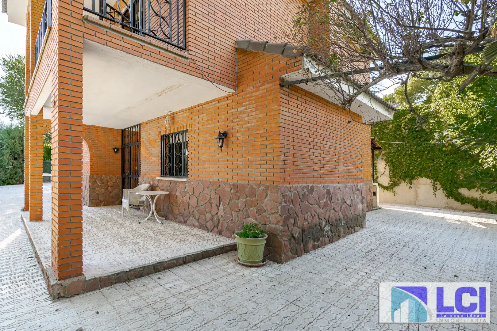 Vista exterior de Casa o chalet en venta en Villalbilla con Calefacción, Jardín privado y Terraza