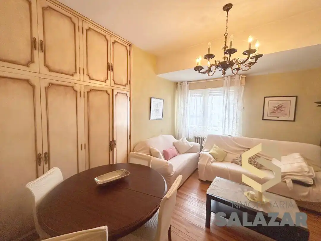 Wohnzimmer von Wohnung zur Miete in Bilbao  mit Heizung