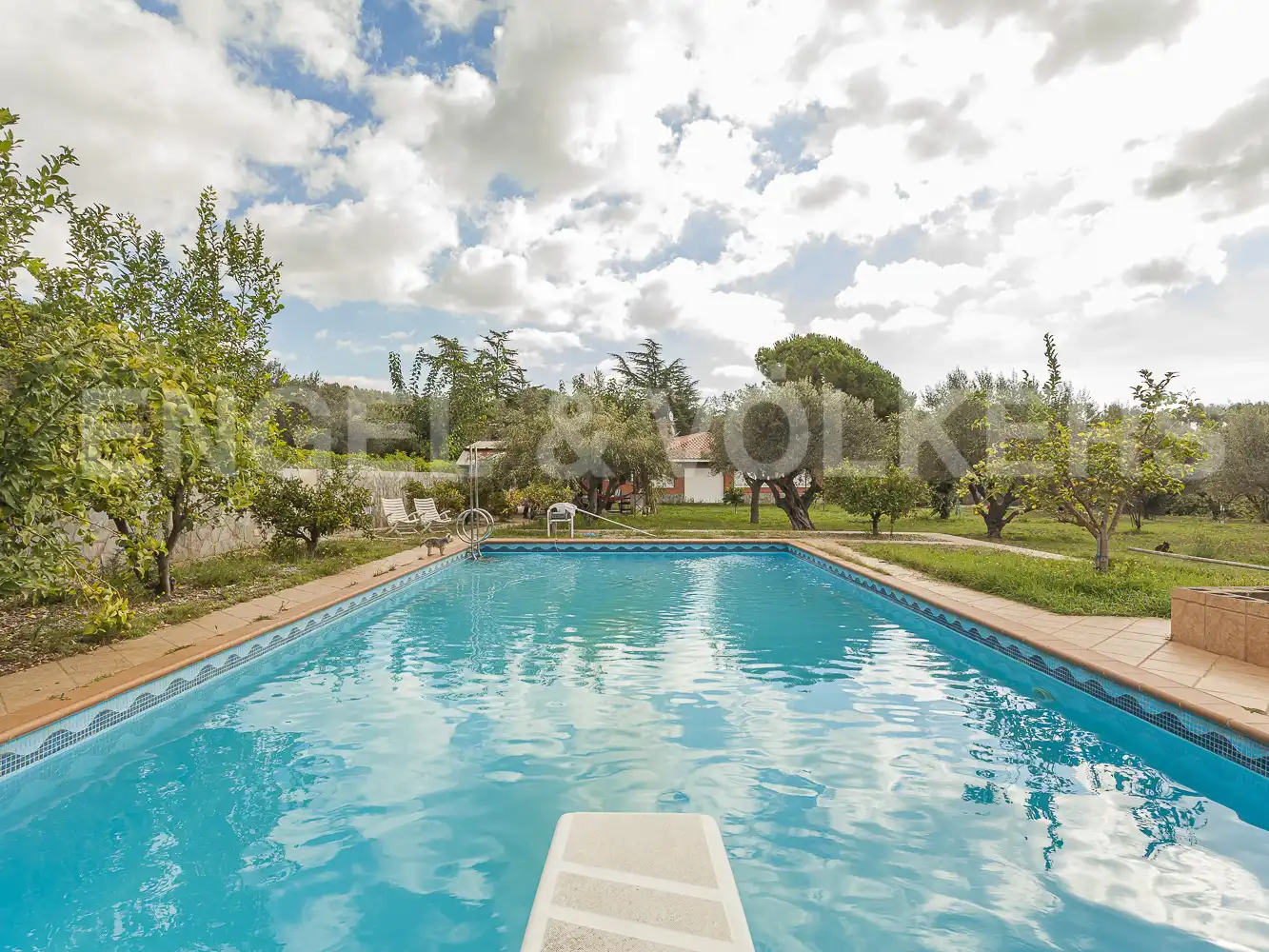 Piscina de Casa o xalet en venda en Castellar del Vallès amb Aire condicionat, Calefacció i Jardí privat