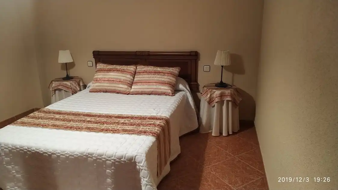 Habitación de Piso de alquiler en Linares con Aire acondicionado, Calefacción y Amueblado