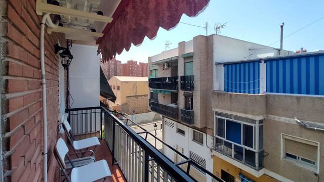 Piso en Venta en Calle de Buenavista en San Gabriel