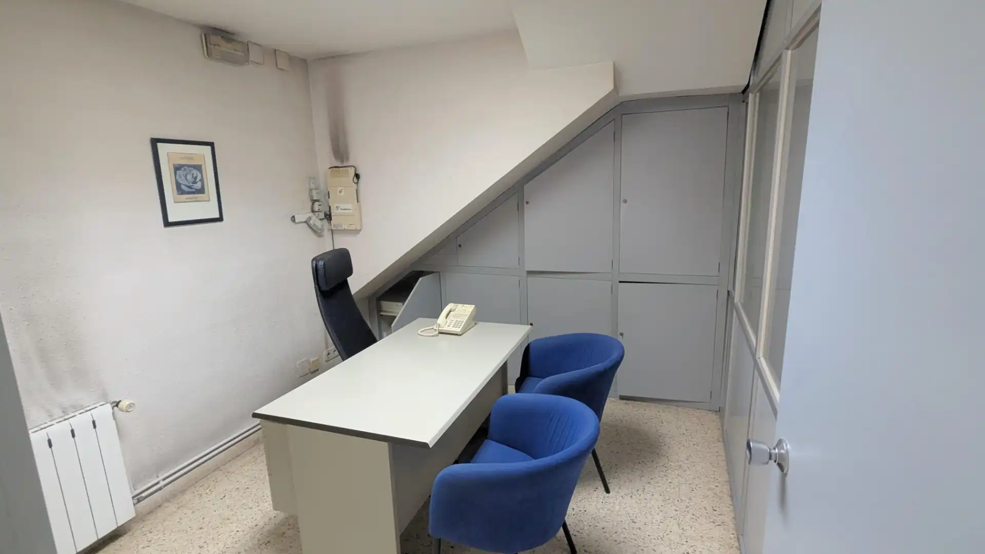 Local en venta en Barcelona con Calefacción, Internet y Alarma