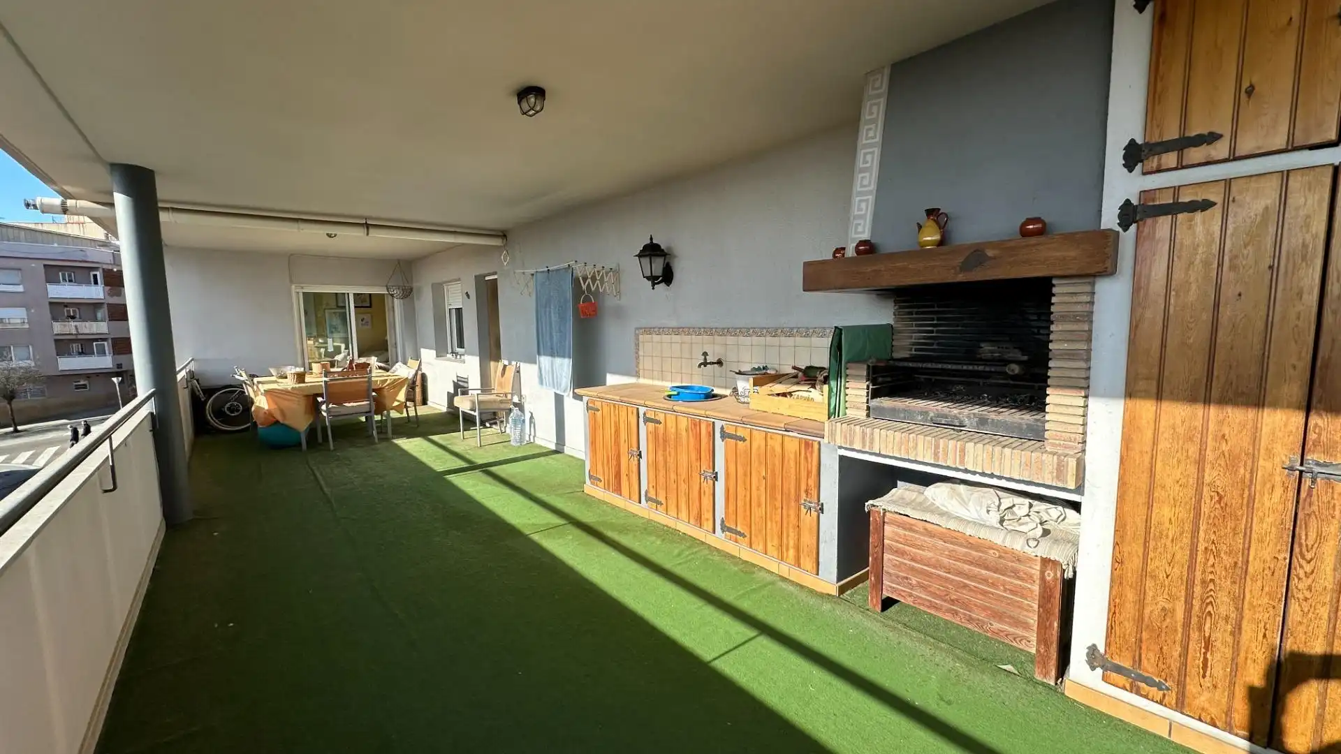 Terrasse von Wohnung zum Verkauf in Terrassa mit Heizung, Terrasse und Möbliert