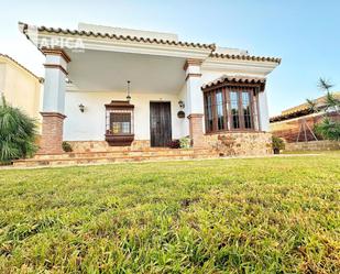 Vista exterior de Casa o xalet en venda en El Puerto de Santa María amb Aire condicionat