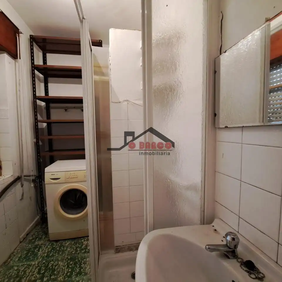 Casa amb terrassa en venda a AVDA BIERZO, imagen 7