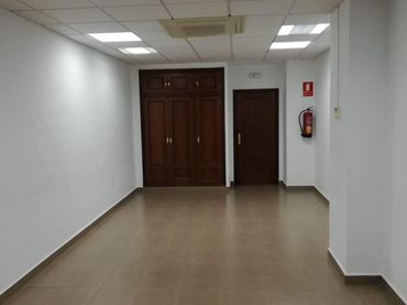 House with balcony for sale in Centro
