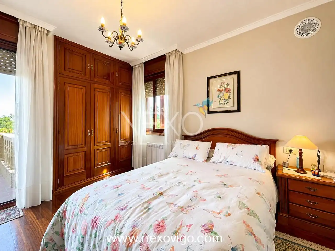 Schlafzimmer von Haus oder Chalet zum Verkauf in Cangas  mit Heizung, Privatgarten und Terrasse