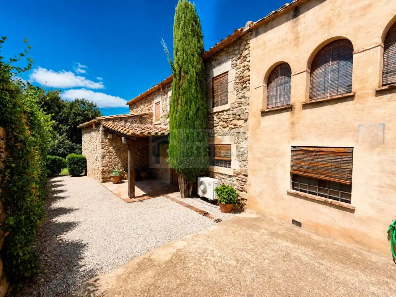 Landhaus mit Garten zum Verkauf in Calle Castell d´Empordà, imagen 3