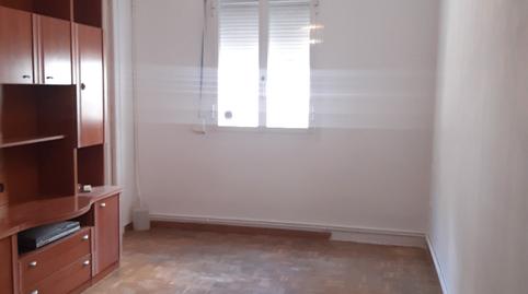 Foto 3 de Pis en venda a Carrer de Rosalia de Castro, El Baix Guinardó, Barcelona