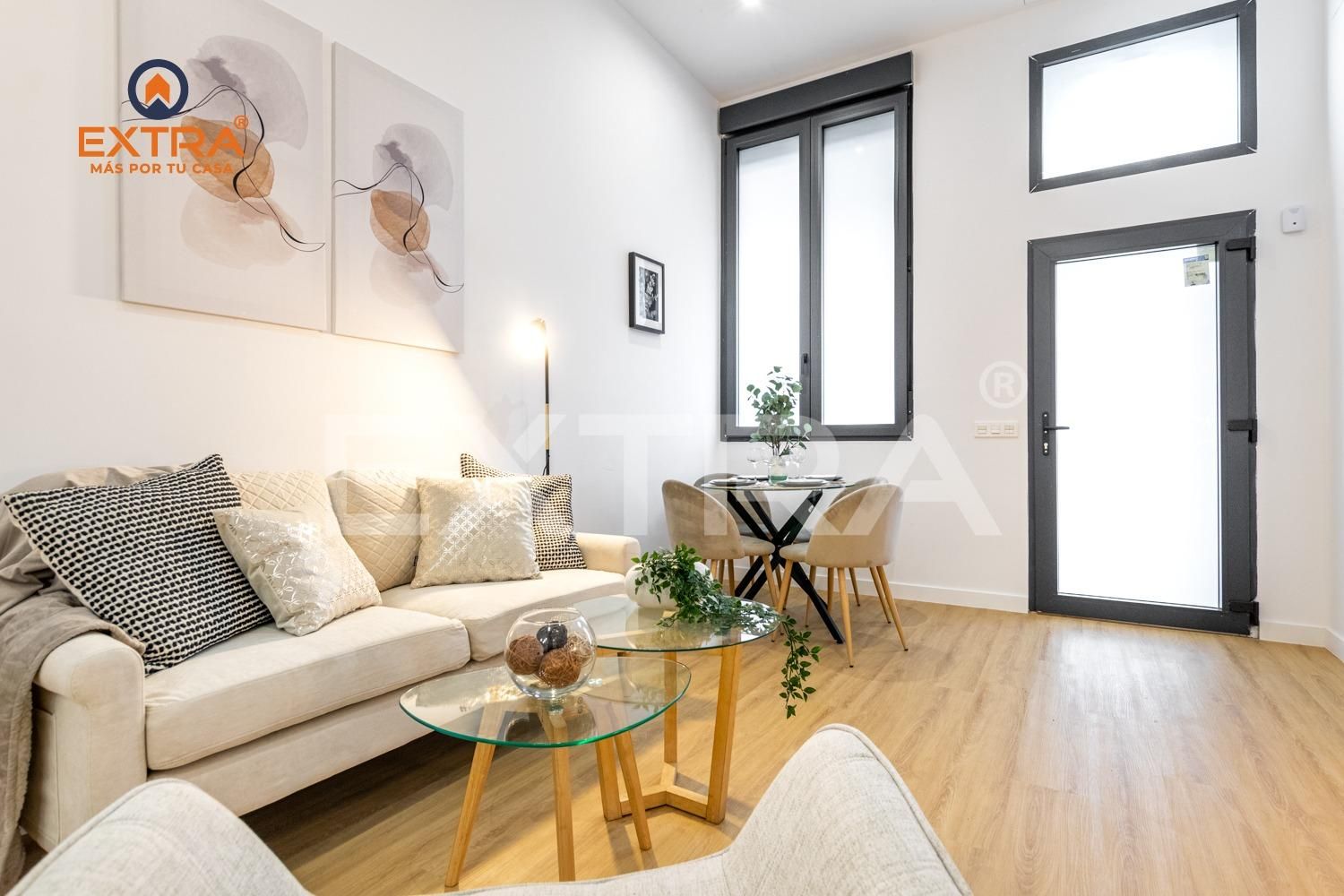 Living room of Planta baja for sale in  Madrid Capital  with Air Conditioner and Heating