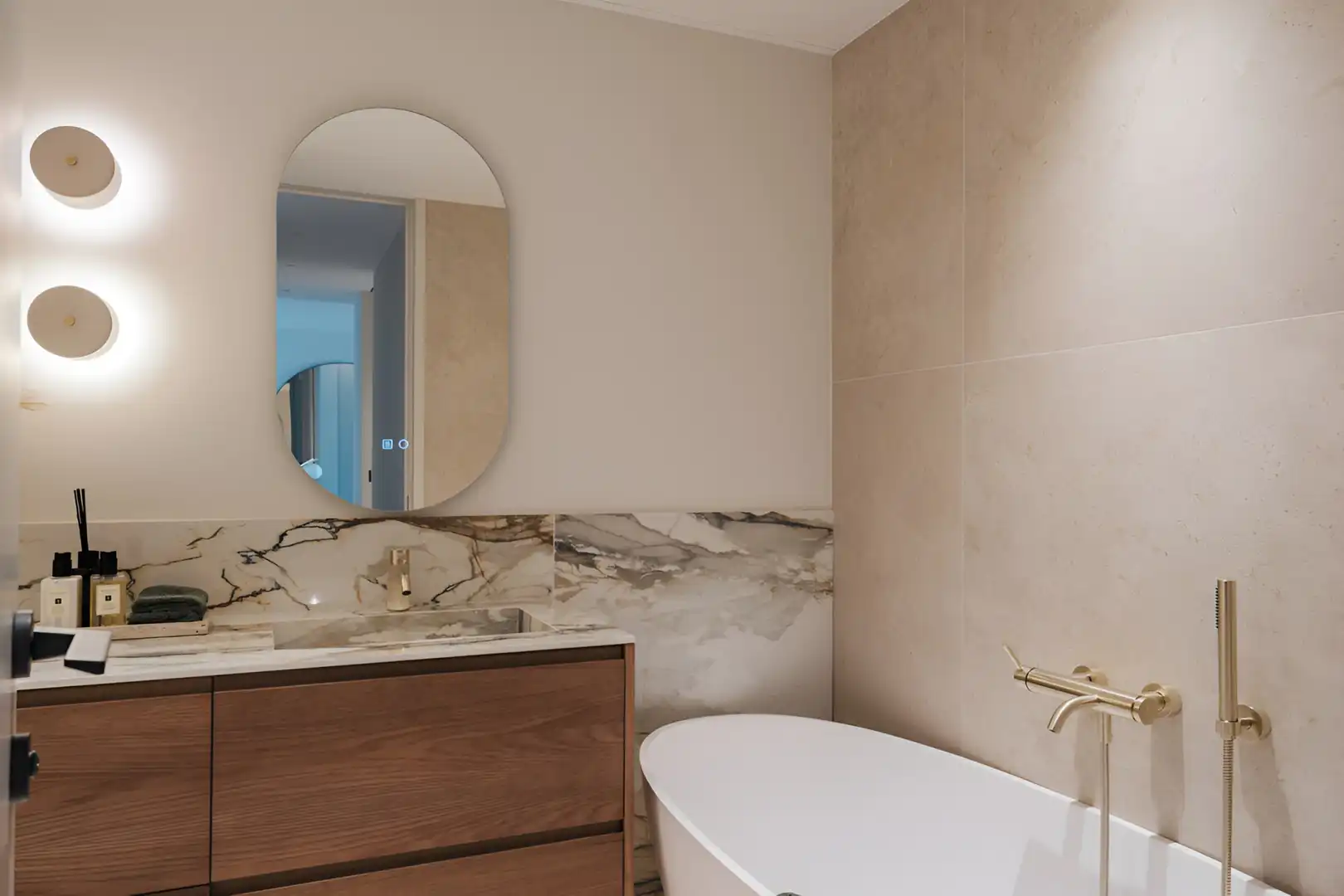Apartamento con balcón en venta en Milla de Oro, imagen 23
