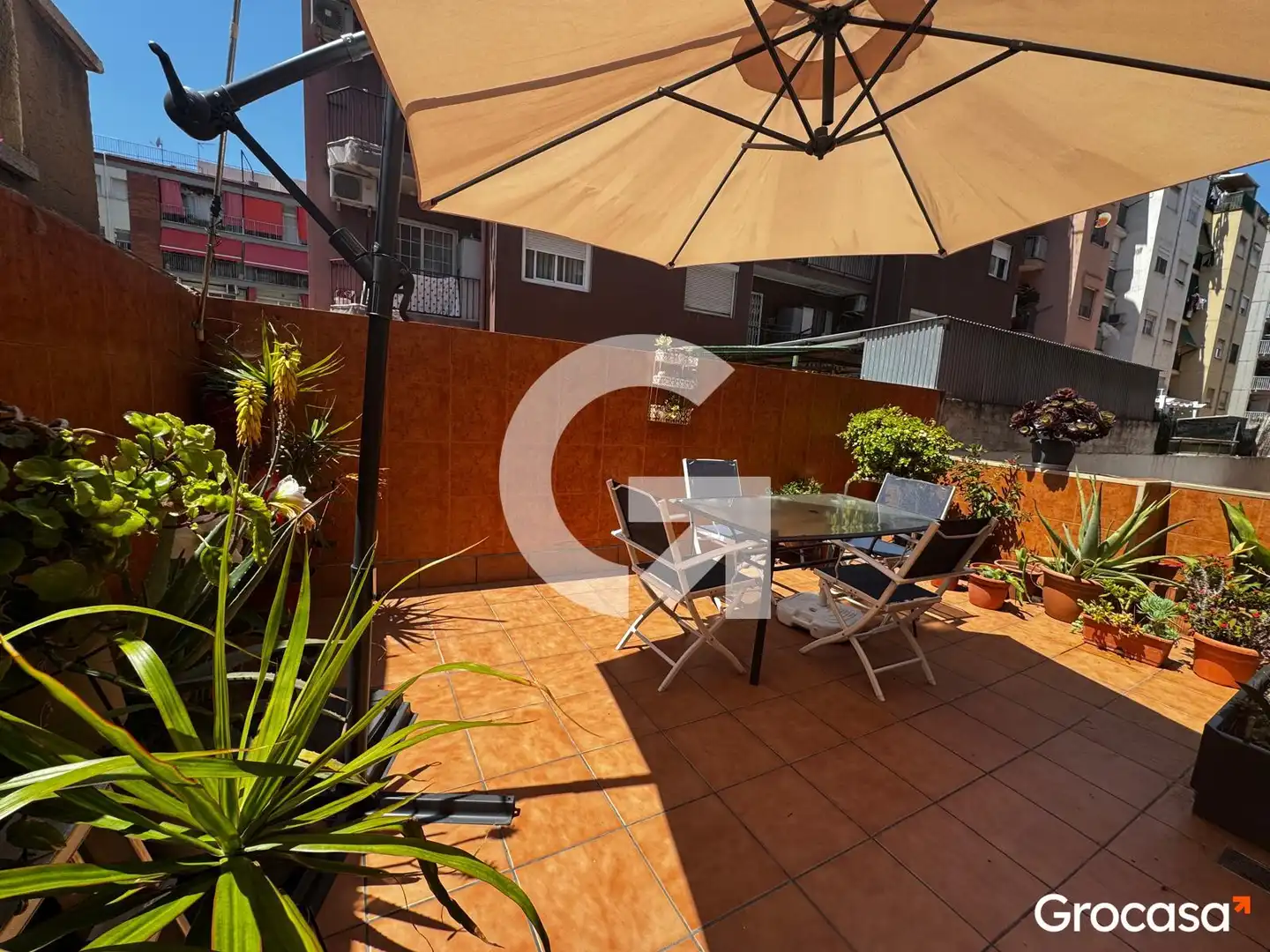 Terraza de Piso en venta en L'Hospitalet de Llobregat con Aire acondicionado, Calefacción y Terraza