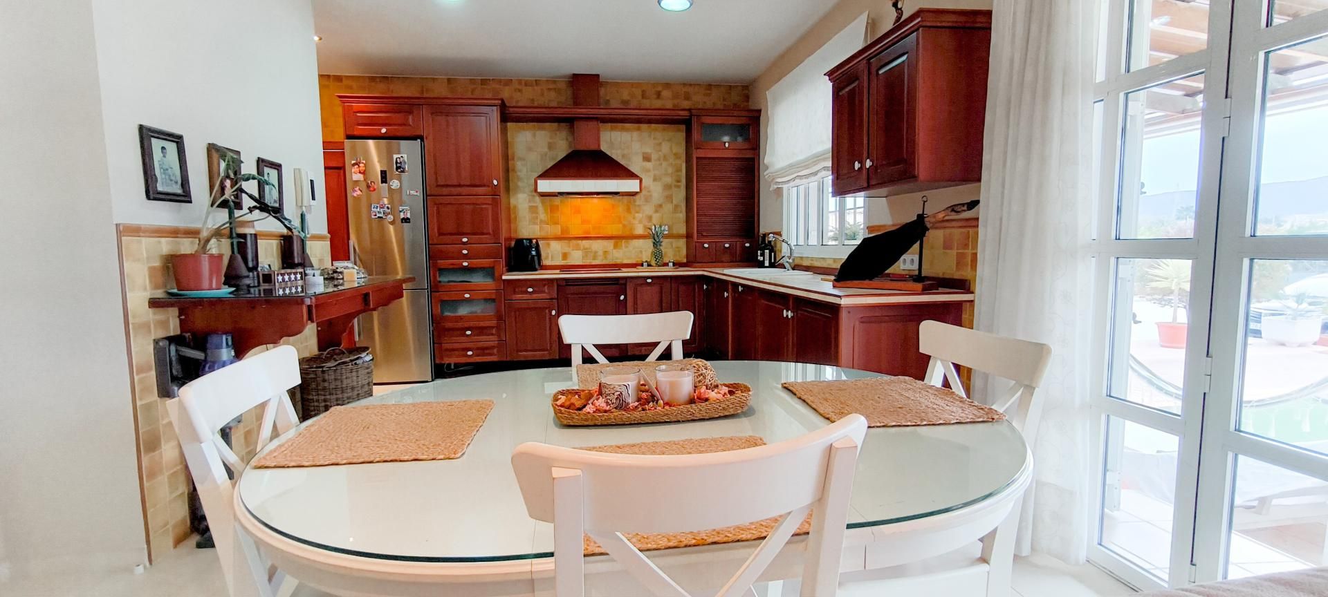 Kitchen of House or chalet for sale in  Murcia Capital  with Air Conditioner, Terrace and Swimming Pool