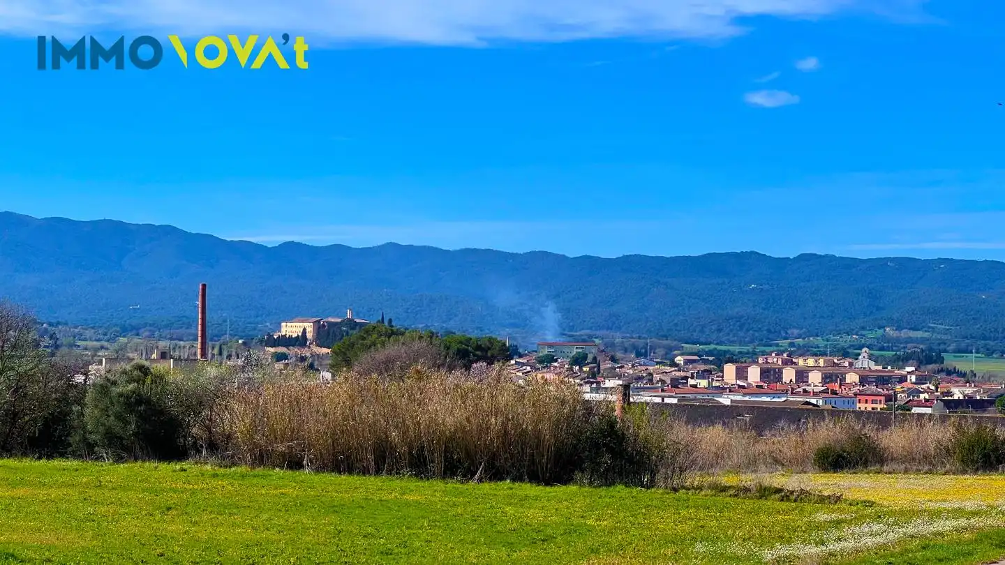 Terrenys i solars en venda a Avinguda Puig Negre