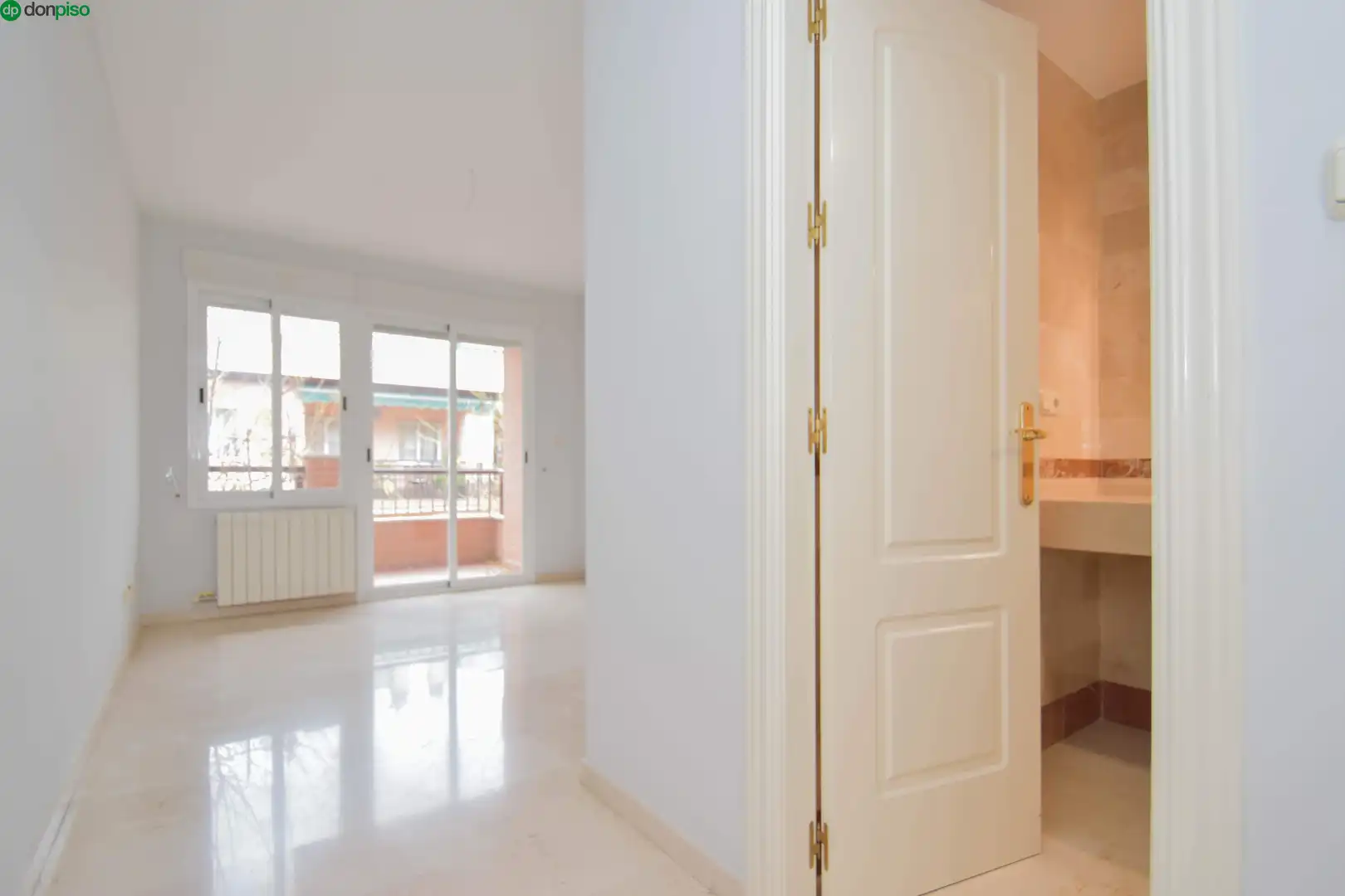 Attic for sale in Granada  with Heating, Private garden and Parquet flooring