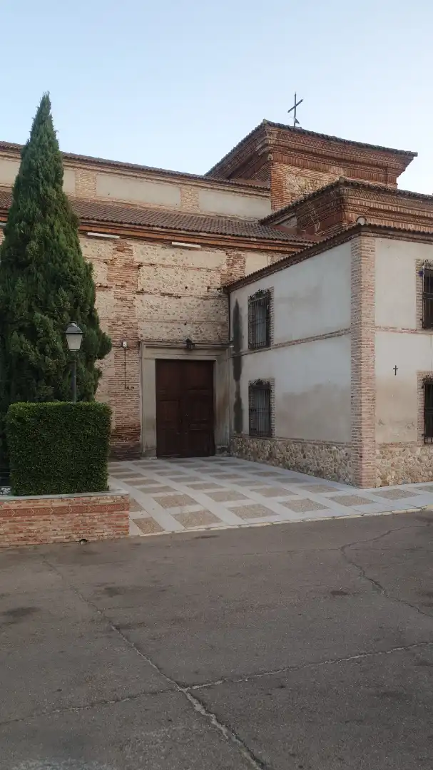 Casa o xalet en venda en El Casar de Escalona amb Calefacció i Jardí privat