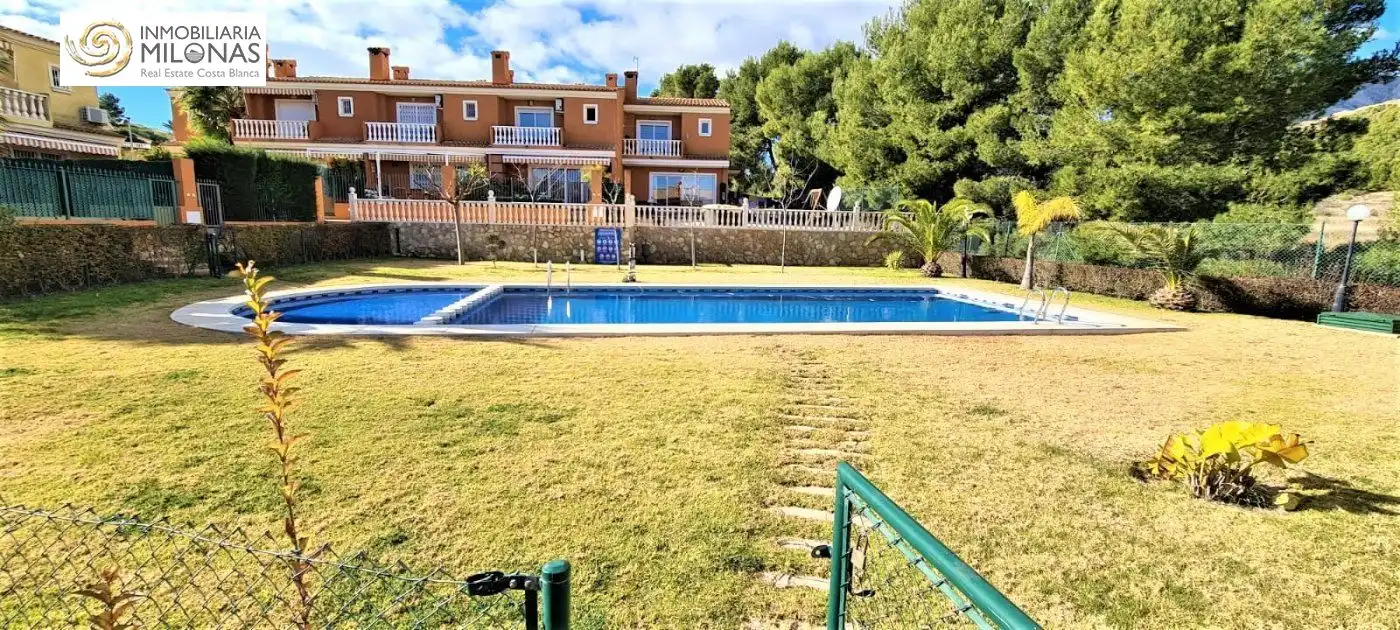 Jardí de Casa o xalet en venda en L'Alfàs del Pi amb Aire condicionat, Calefacció i Jardí privat