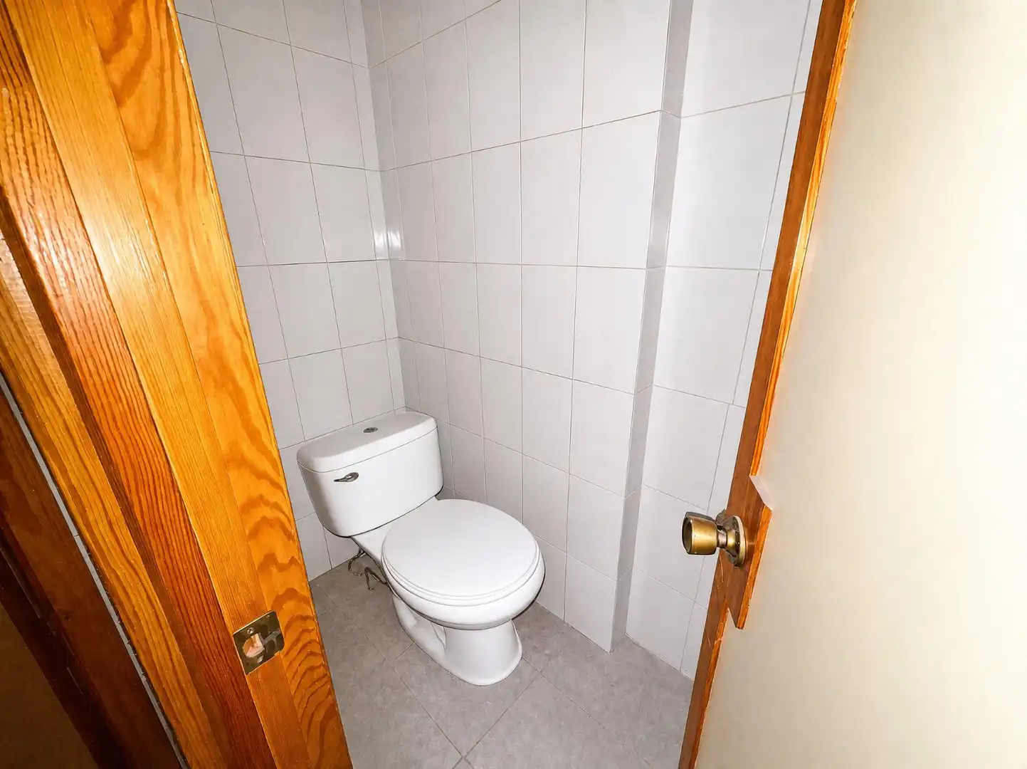 Baño de Local en venta en Jaén
