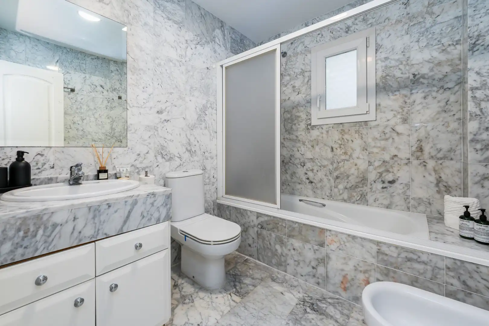 Apartament amb piscina en venda a Nueva Andalucía, imagen 7