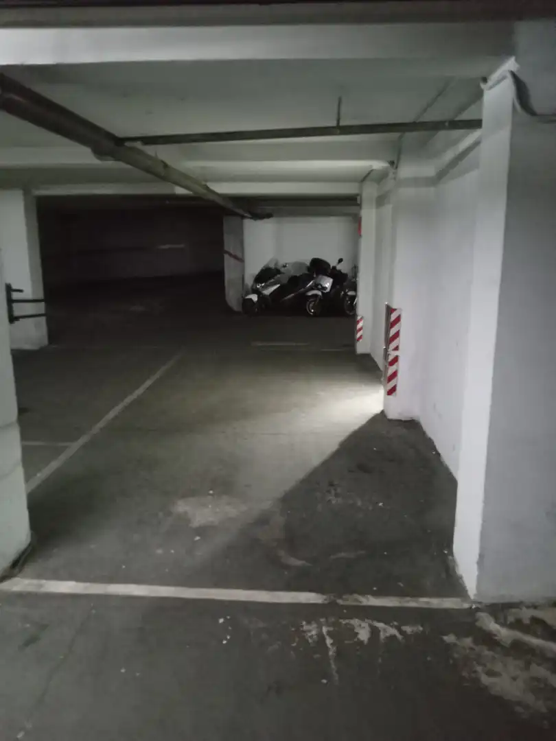 Aparcament de Garatge en venda en  Logroño