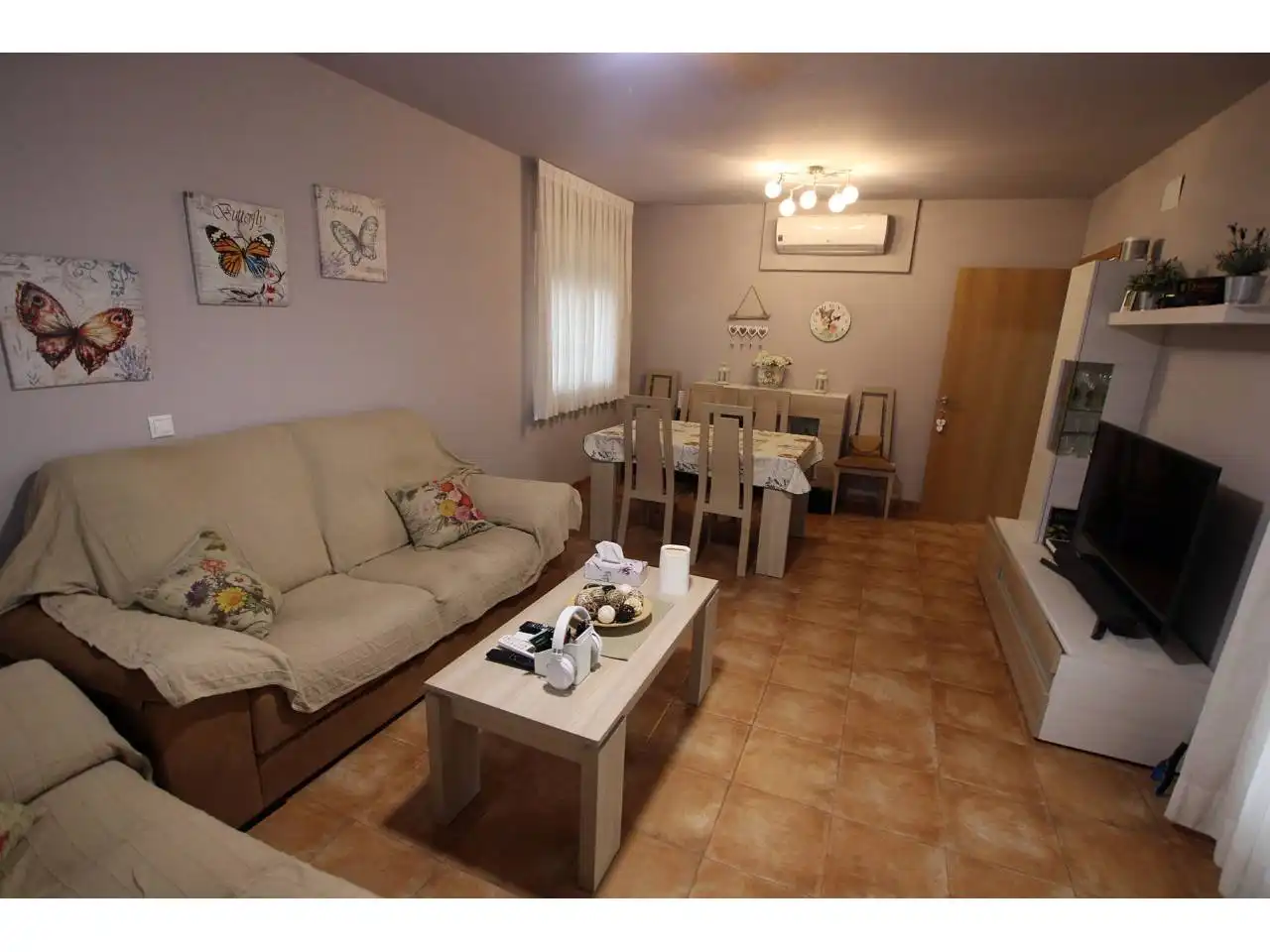 Sala d'estar de Casa o xalet en venda en Trijueque amb Calefacció, Jardí privat i Terrassa
