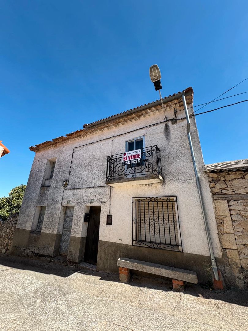 Vista exterior de Finca rústica en venda en Canalejas de Peñafiel amb Jardí privat, Terrassa i Moblat