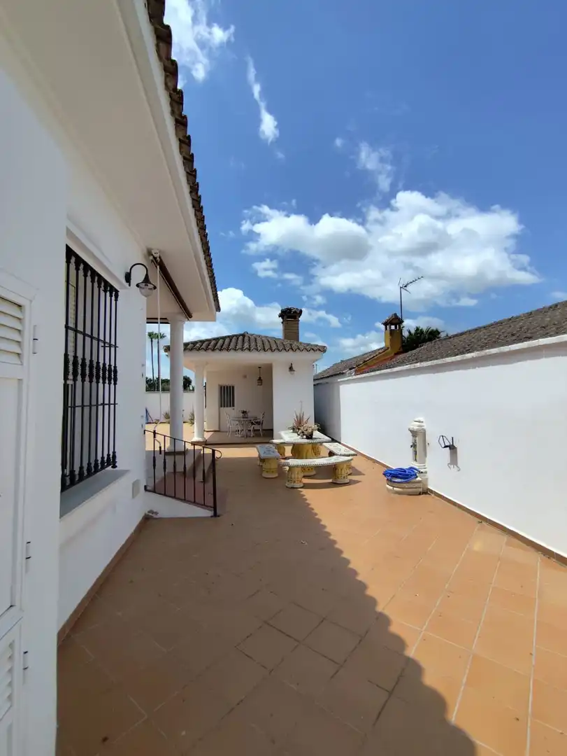 Terrassa de Casa o xalet en venda en Arcos de la Frontera amb Terrassa, Traster i Piscina